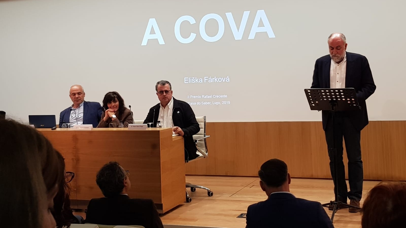 2019/06/27: Eliska Farkova gaña o II Premio Rafael Crecente cun proxecto de valorización do patrimonio etnográfico vitivinícola de Valdeorras